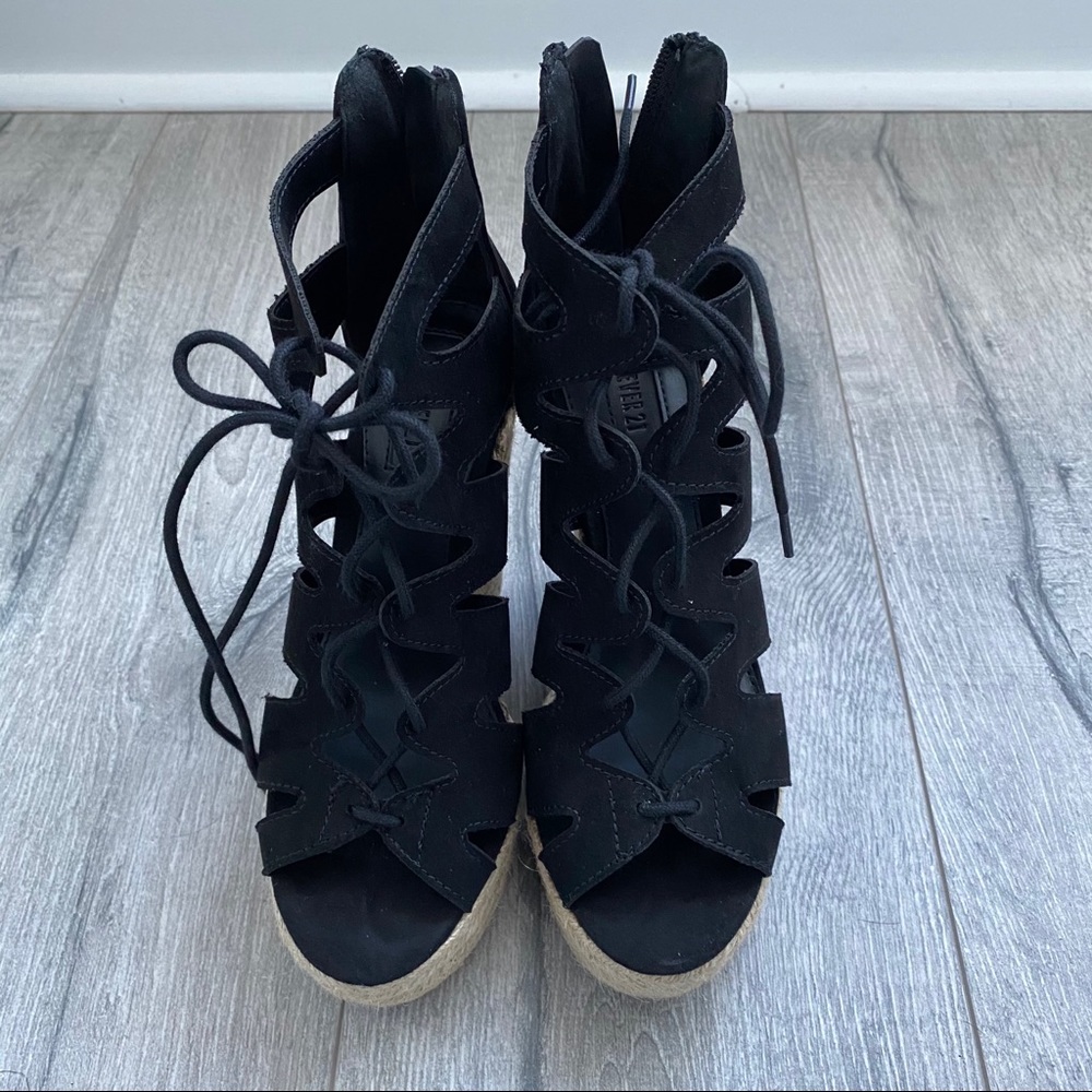 Platform sandals - Picture 3 of 6
